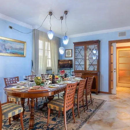 Villa Gabri 8&2, Emma *